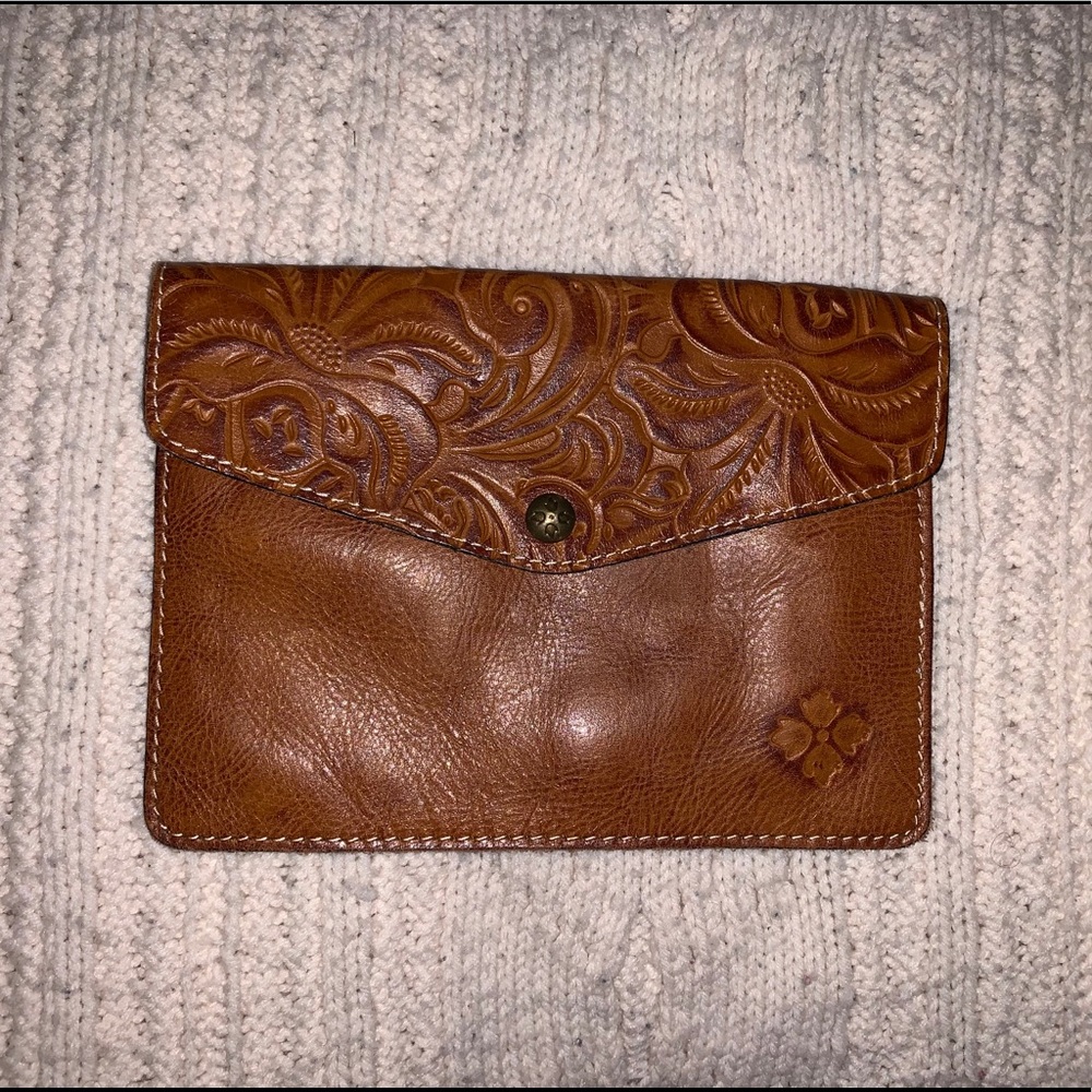 (Never Used) 100% Genuine Leather Wallet/Clutch